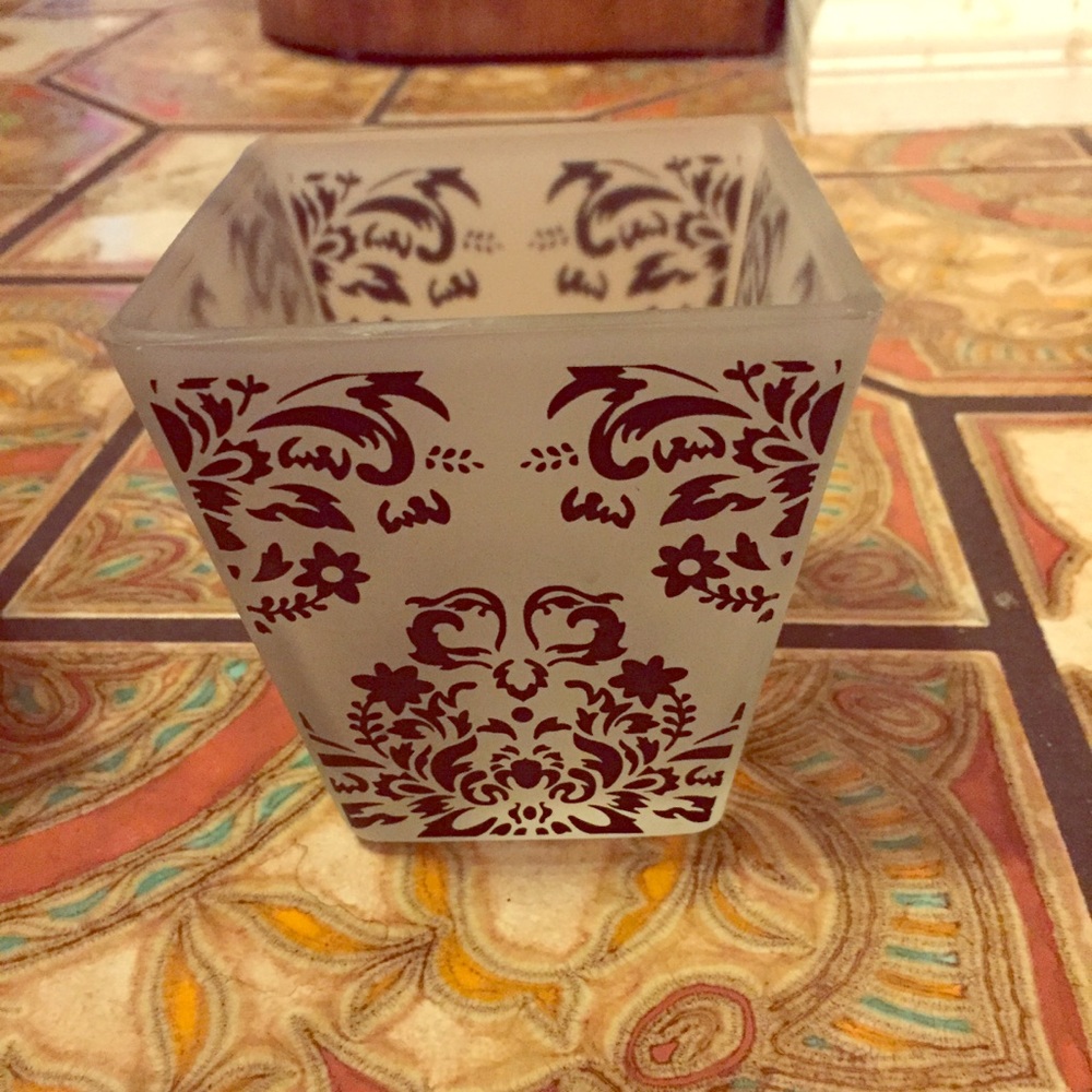 ❤️Two small glass flower/plant pots